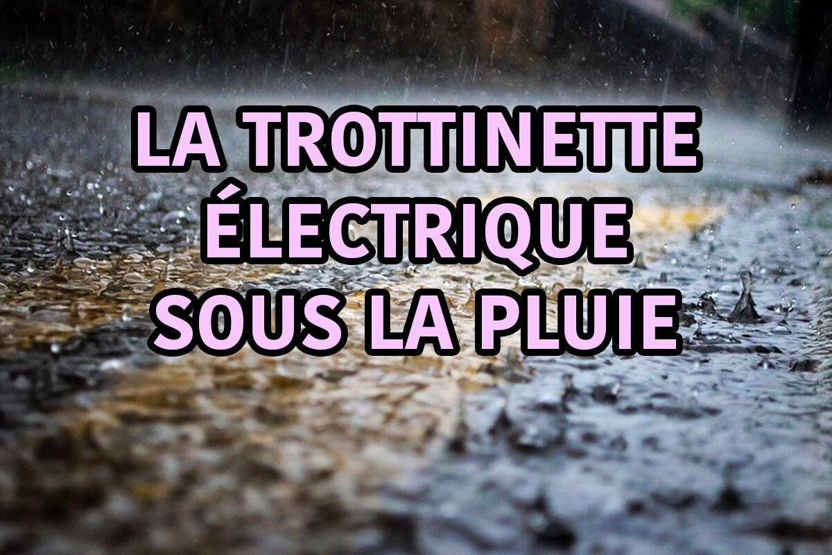 la trottinette électrique sous la pluie