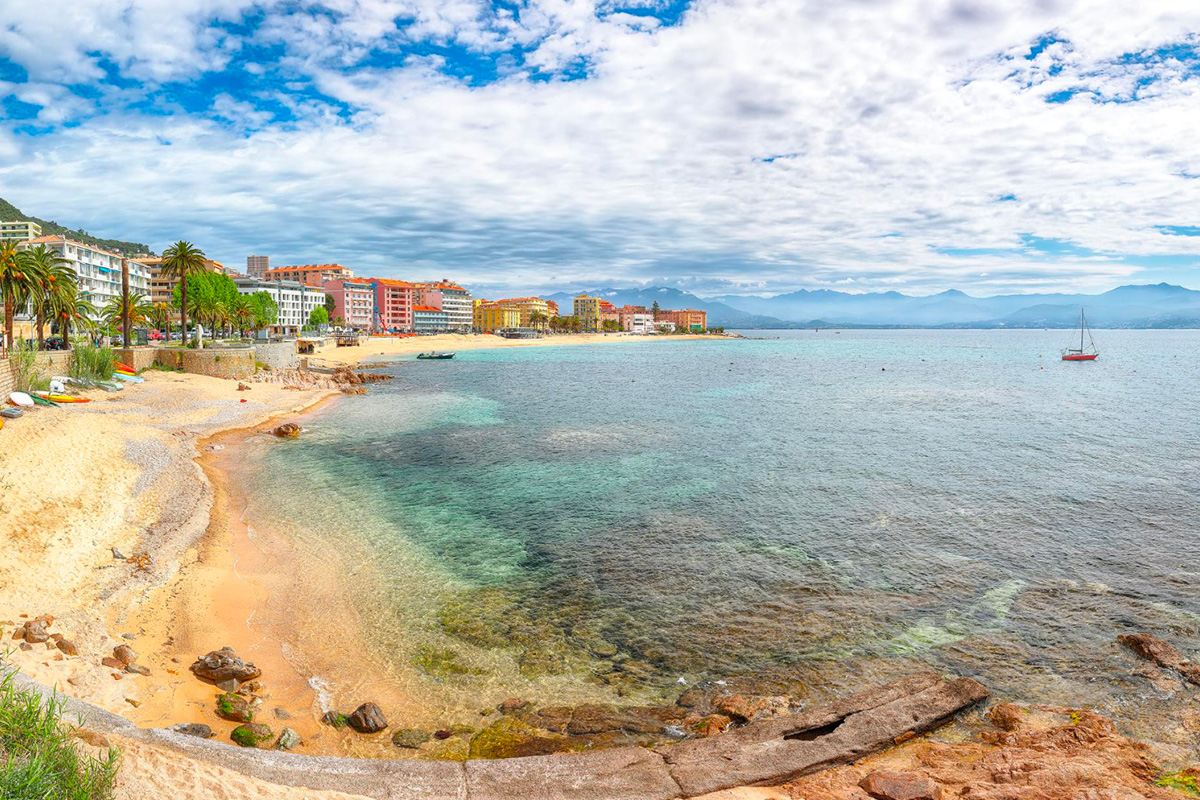 investir en corse