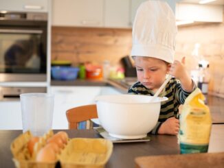 Faire participer les enfants à la cuisine : idées ludiques