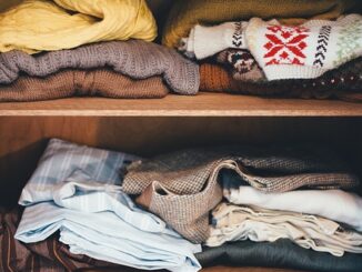Trier sa garde-robe sans stress : méthode efficace