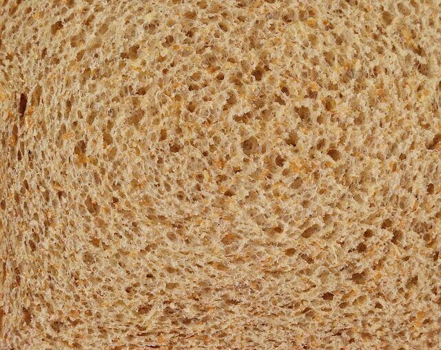Quelle est la différence entre fibre insoluble et soluble ?