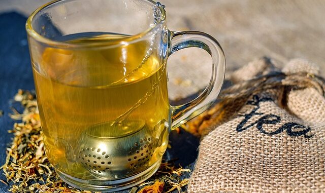 Quelle est la différence entre tisane calmante et infusion digestive ?