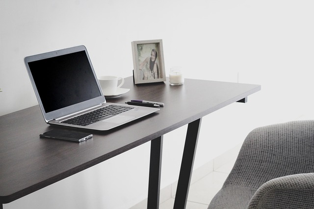 Créer un espace bureau fonctionnel à la maison