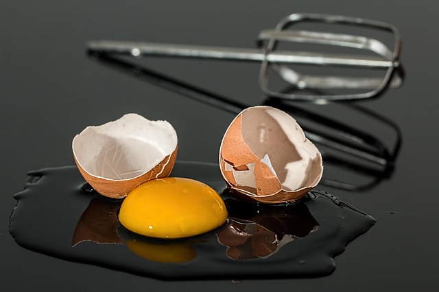 Faut-il vraiment laver les œufs avant de les cuisiner ?